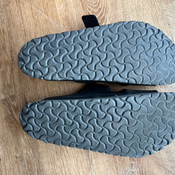 Black Birkenstock Boston - Picture 3 of 3